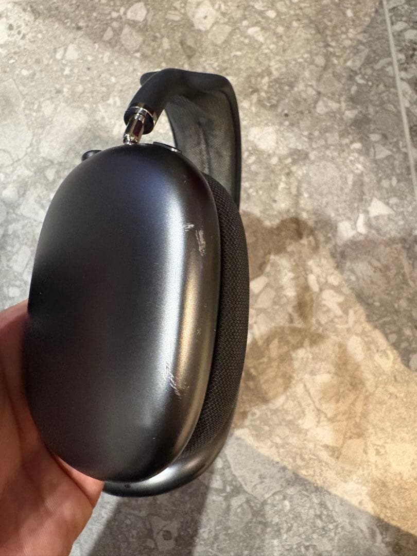 ヘッドホン Apple airpods max