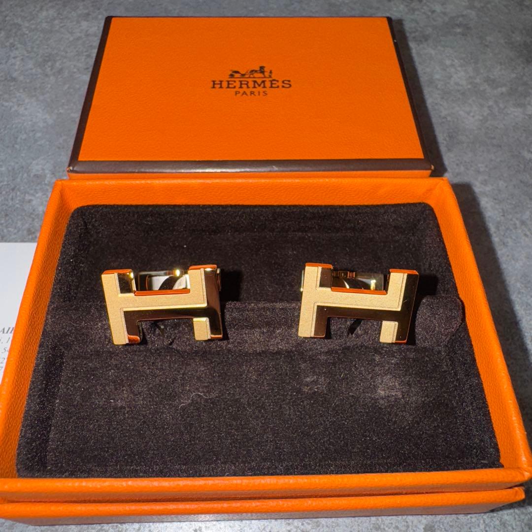 【新品未使用】HERMES ゴールド カフリンクス 箱付き