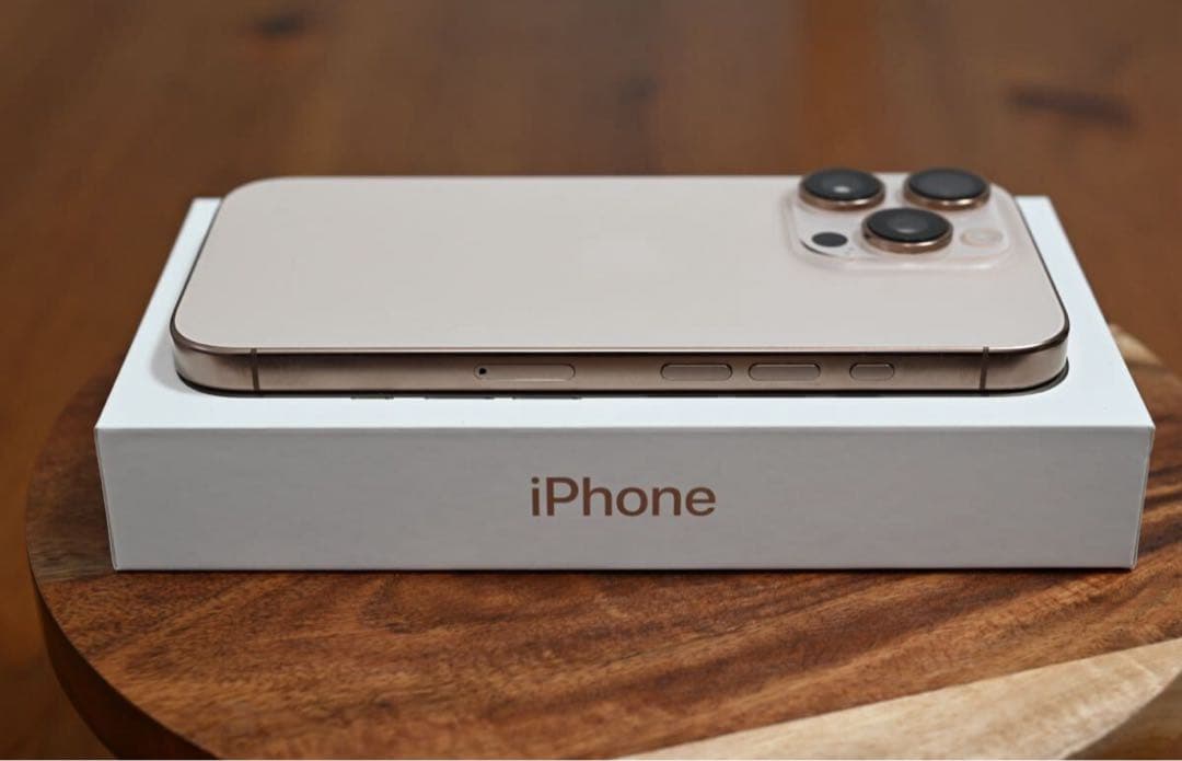 【美品】iPhone 16 Pro 1TB ガラスフィルム付き