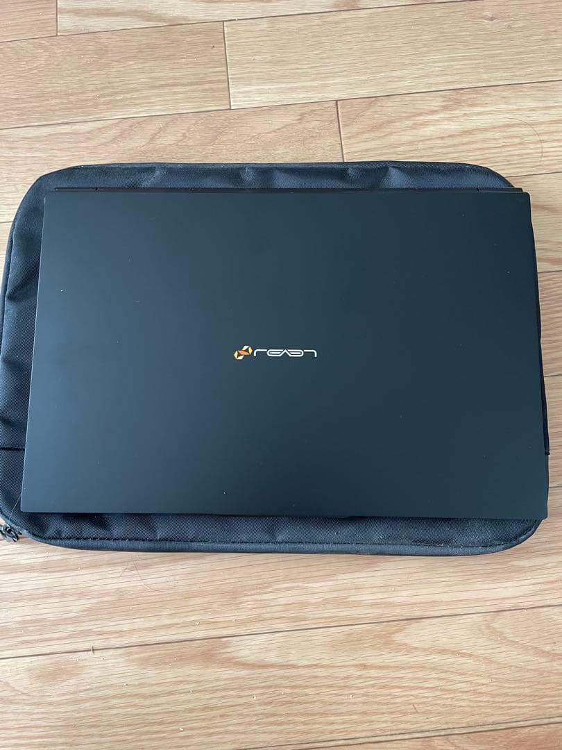 【新品未使用】14型 軽量ノートPC Core i7 16GB SSD500GB