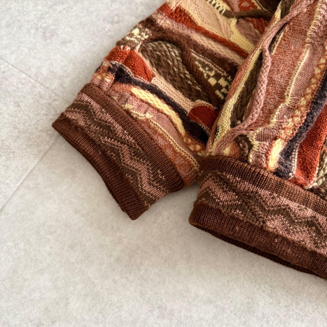 クージー　3D編みニット　セーター　マルチカラー　ブラウン系　長袖