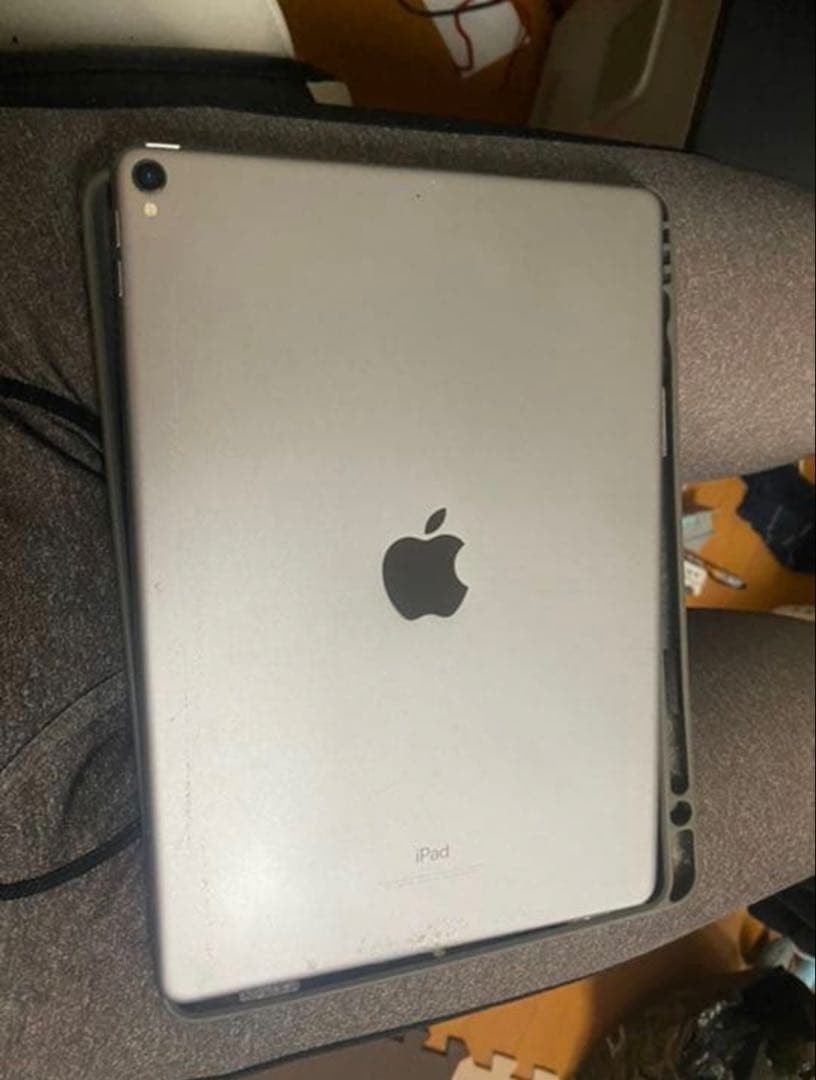 iPad Pro10.5インチ第1世代（A1701）ジャンク画面割れ