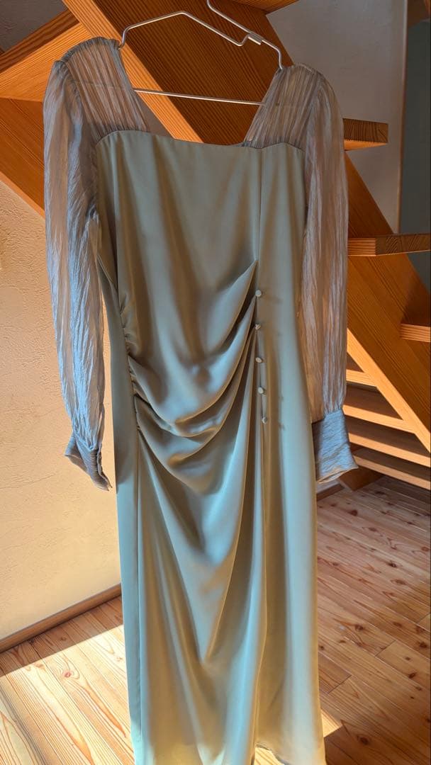 etoll ドレープデザインIラインドレス グリーン　長袖 結婚式