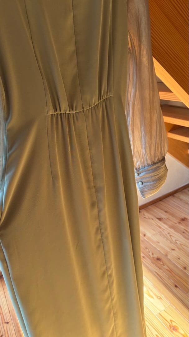 etoll ドレープデザインIラインドレス グリーン　長袖 結婚式