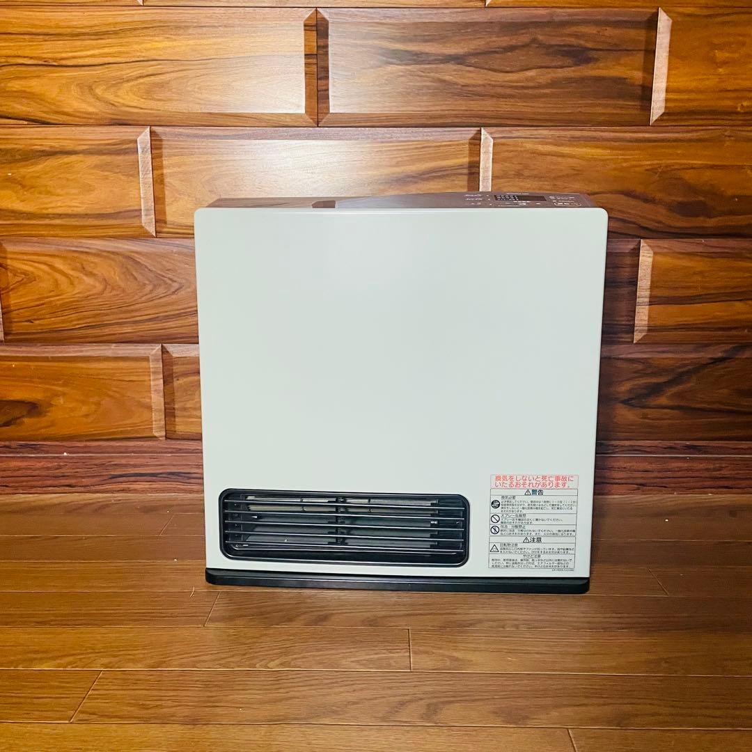 未使用 ガスファンヒーター RC-Y4001E 都市 11畳〜15畳 21年製