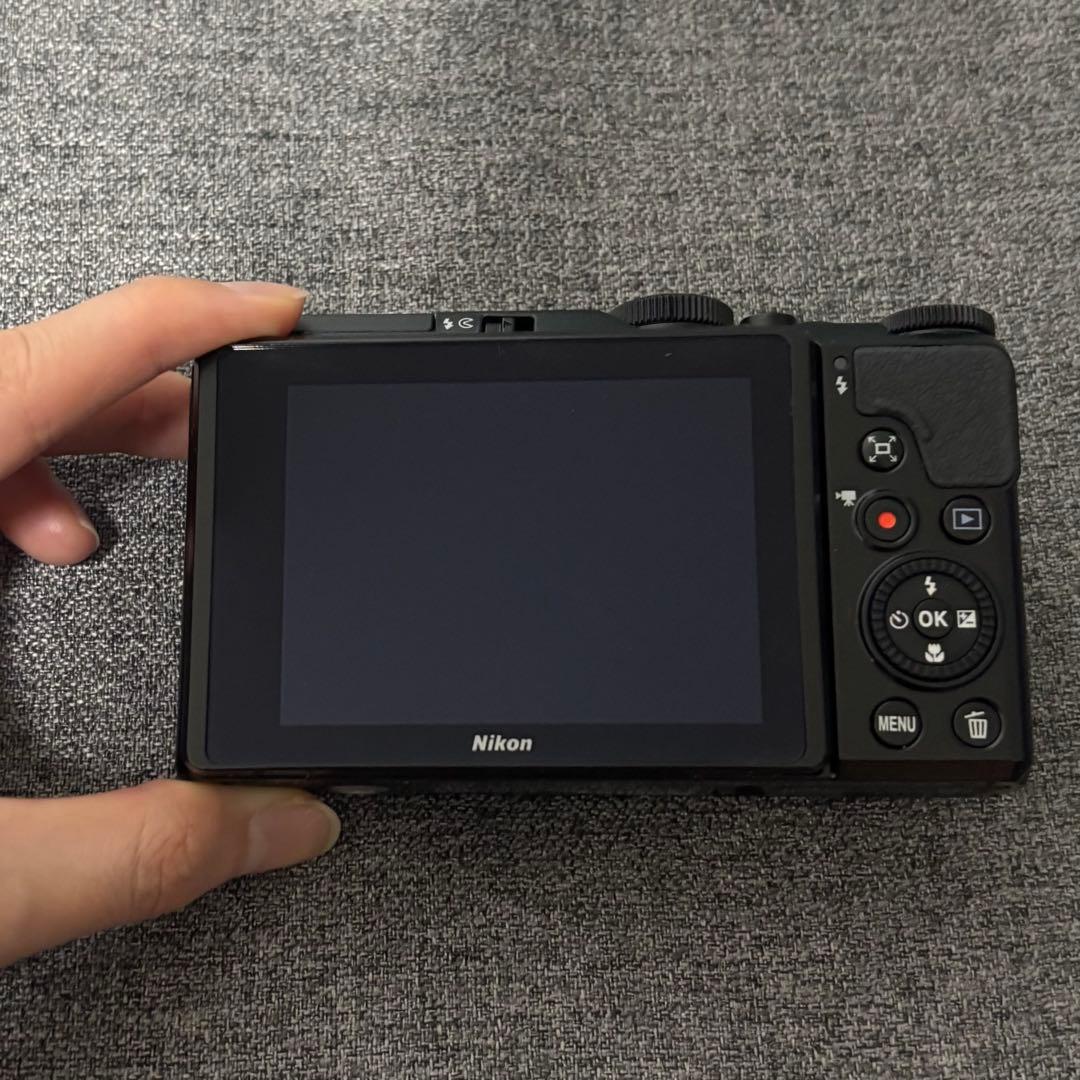 【極美品】Nikon COOLPIX A900 black デジタルカメラ