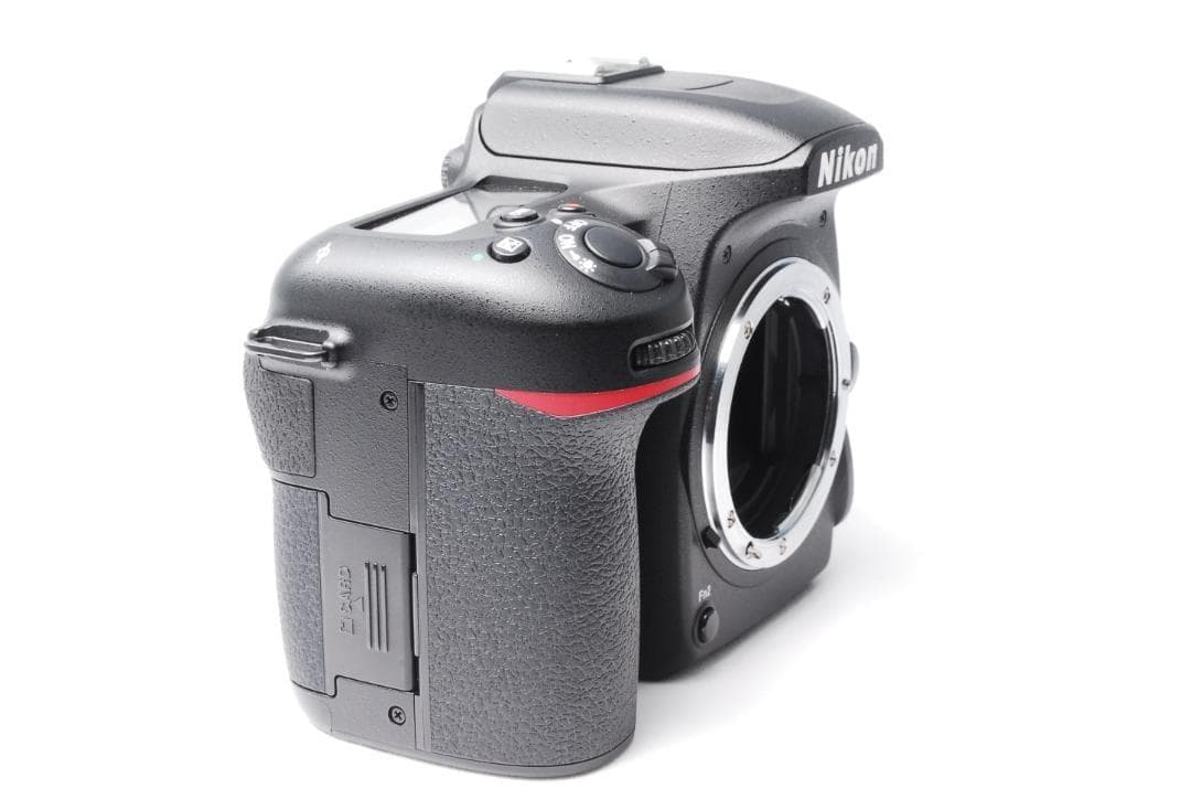 Nikon D7500 Wレンズ 300mm望遠レンズ付き Wi-Fi転送可能