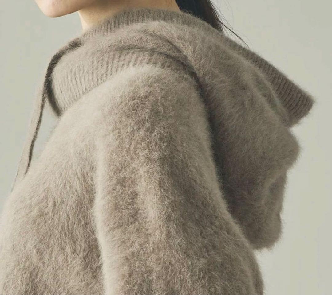 Curensologyカレンソロジー⭐︎新品FOXカシミヤバラクラバ