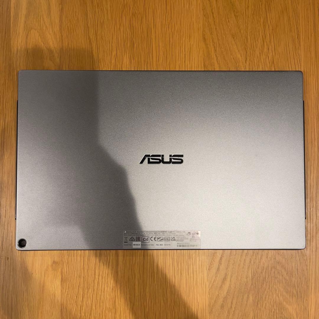ASUS MB16ACE 15.6インチポータブルモニター