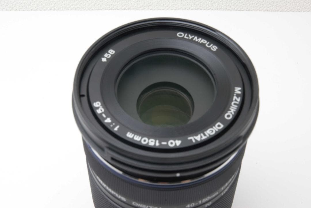 新品級♪OLYMPUS E-M10 Mark III ダブルズーム　人気機種