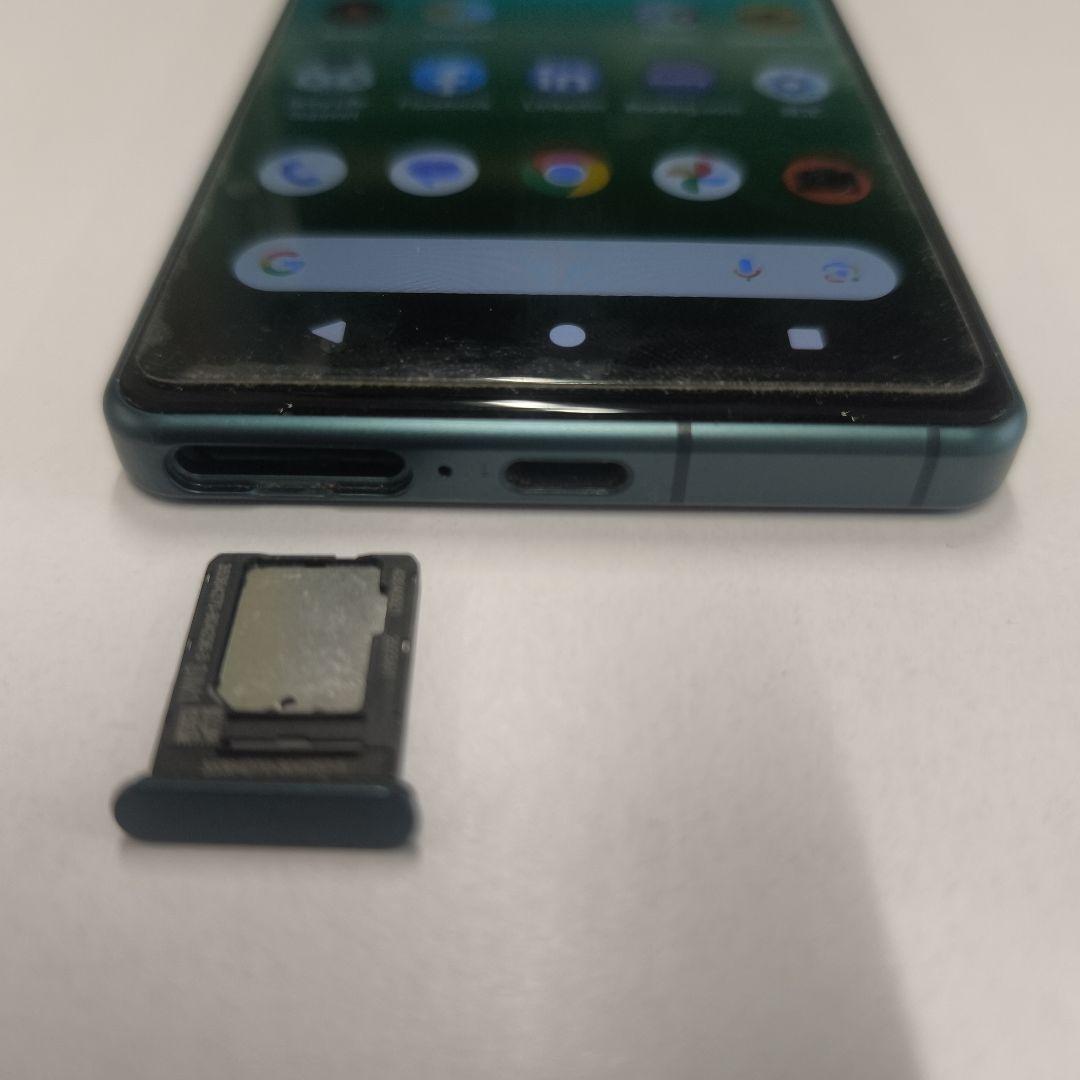 SONY XperiaⅣ 256G（SIMフリー）たまにSIM外れ有り・修理要