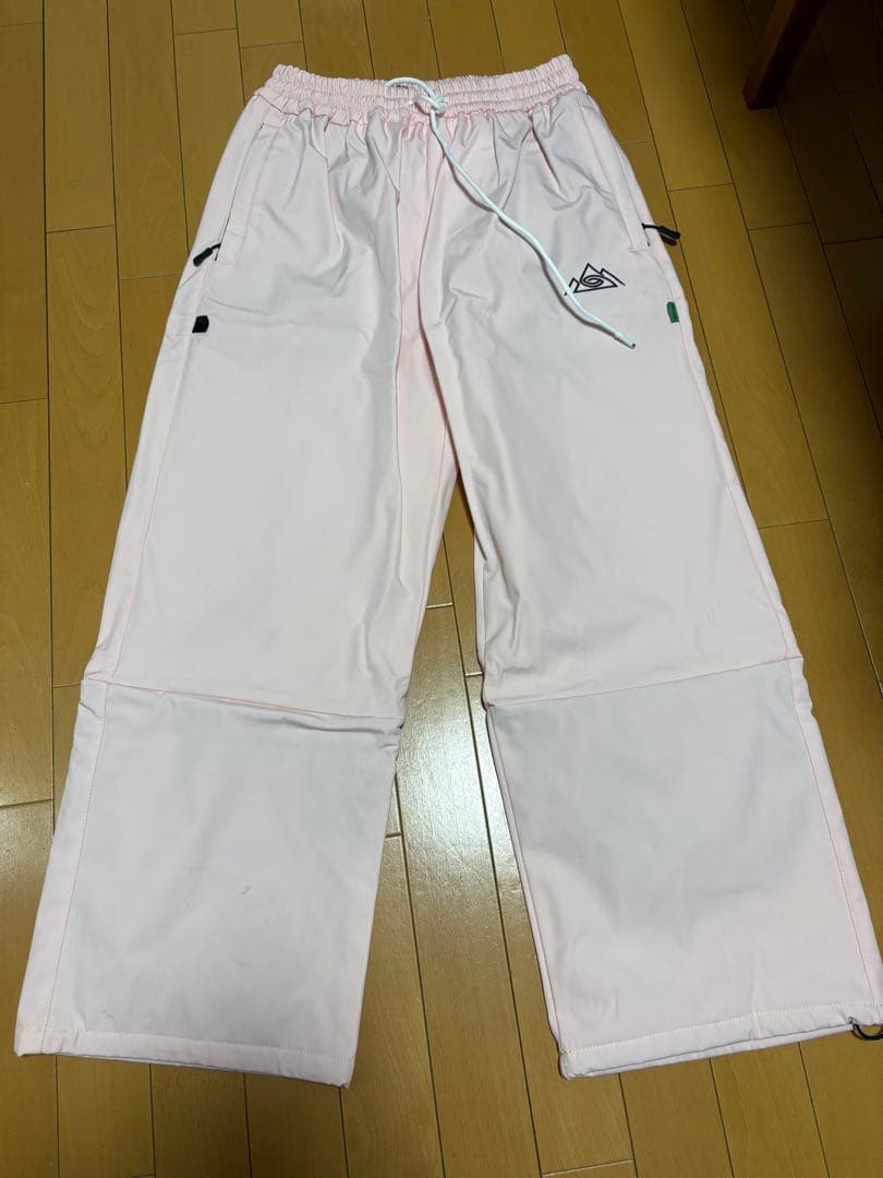 M34 ピンク スノーボードウェア