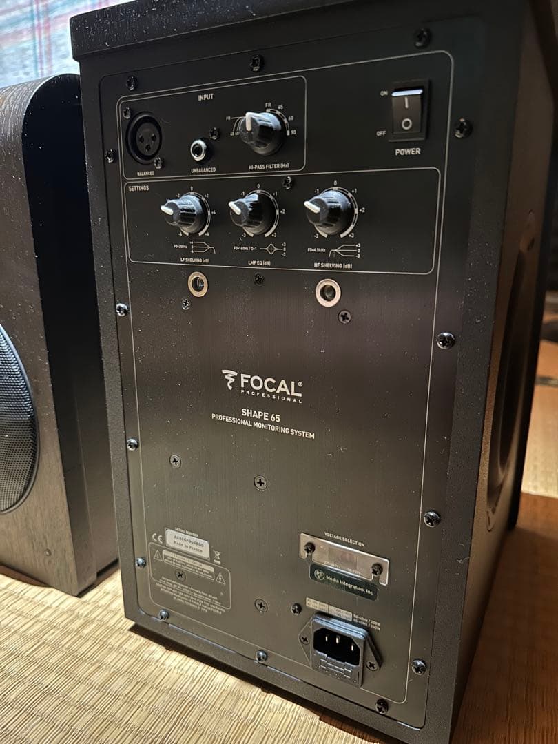 値下げ中　美品　FOCAL SHAPE 65 スピーカー
