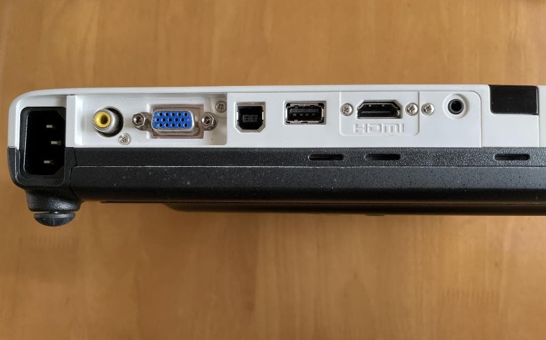 【美品】EPSON プロジェクター EB-1770W