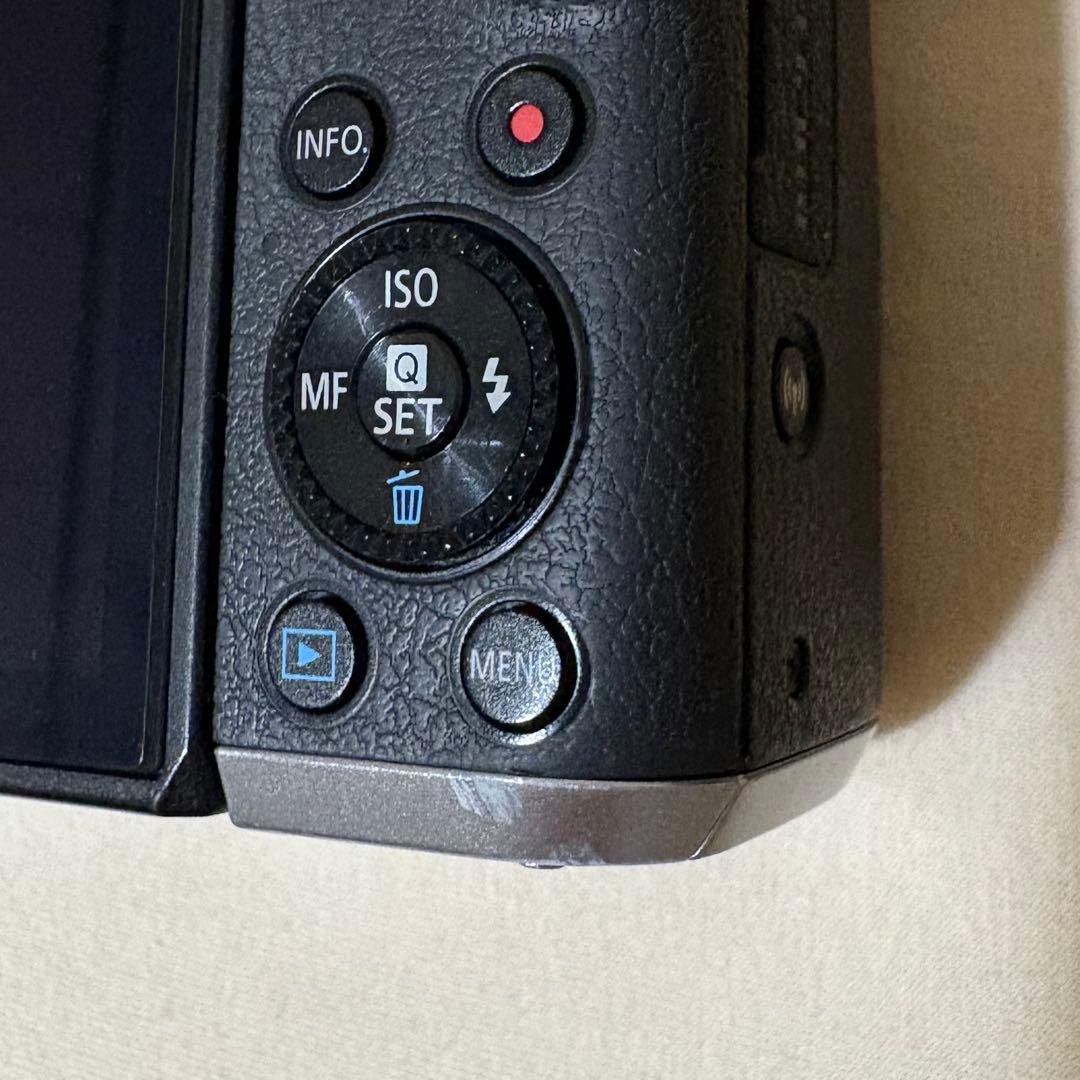 軽量コンパクト・旅に最適✨EOS M6 ダブルズーム＋28mmマクロセット