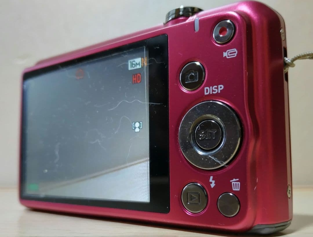 CASIO EXILIM EX-Z900 16.1MP コンパクトデジタルカメラ