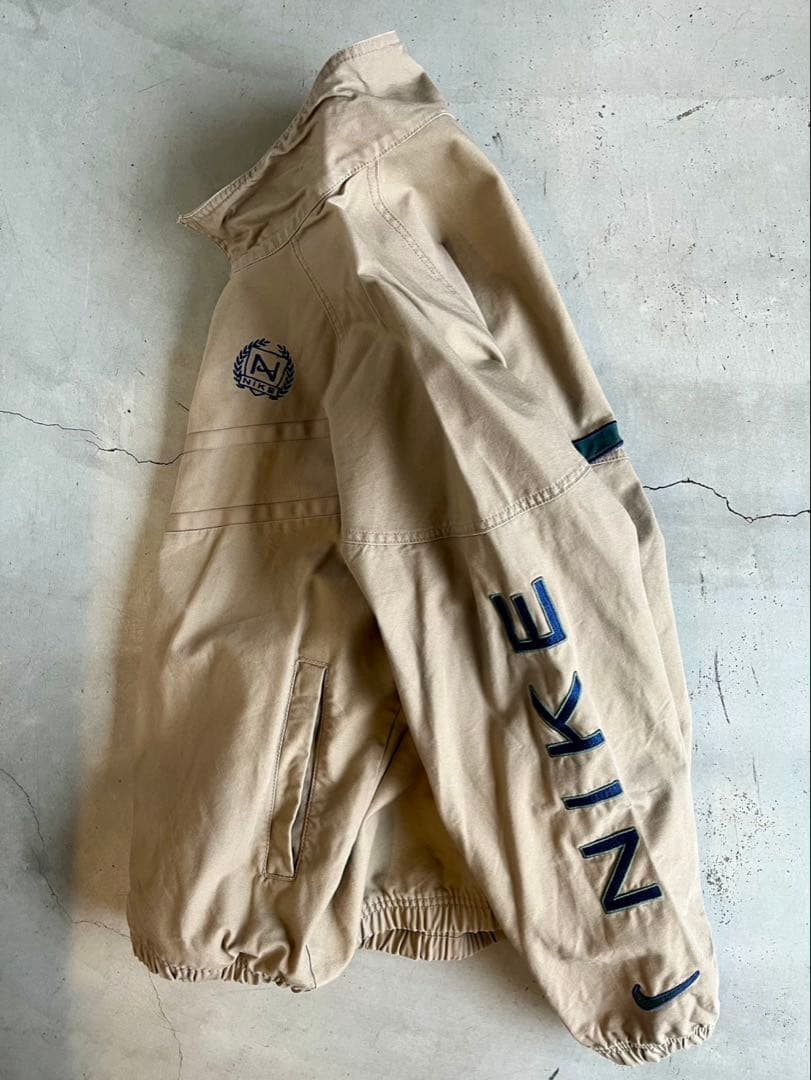 Nike ベージュ キャンバスジャケット