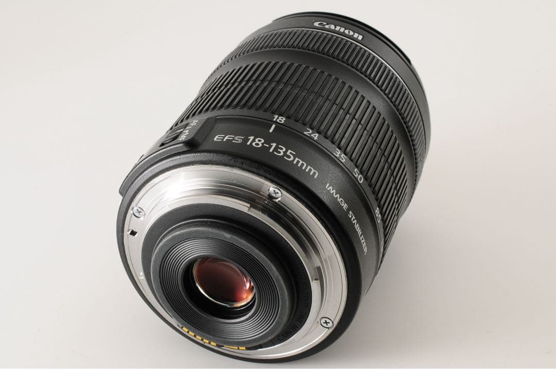 キャノン Canon EF-S 18-135mm f3.5-5.6 IS STM