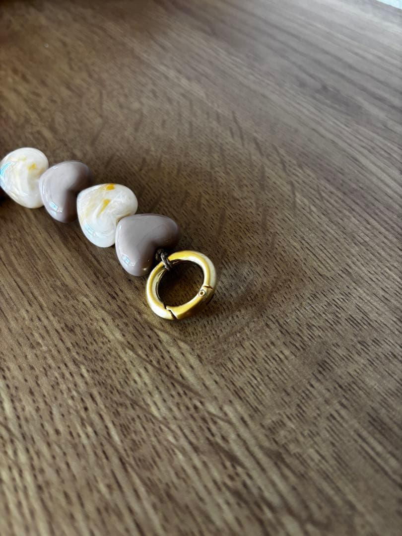 LOUVINI ストラップ