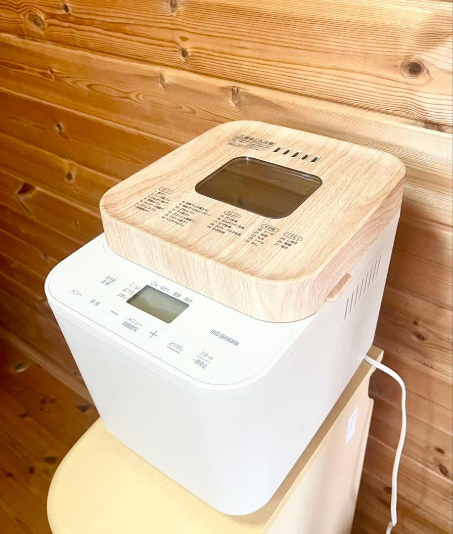 アイリスオーヤマ　ホームベーカリー レシピブック、取扱説明書付き