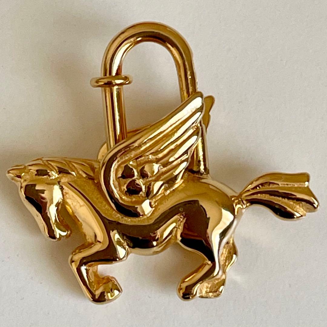 エルメス　ペガサス　カデナ　チャーム　ゴールド