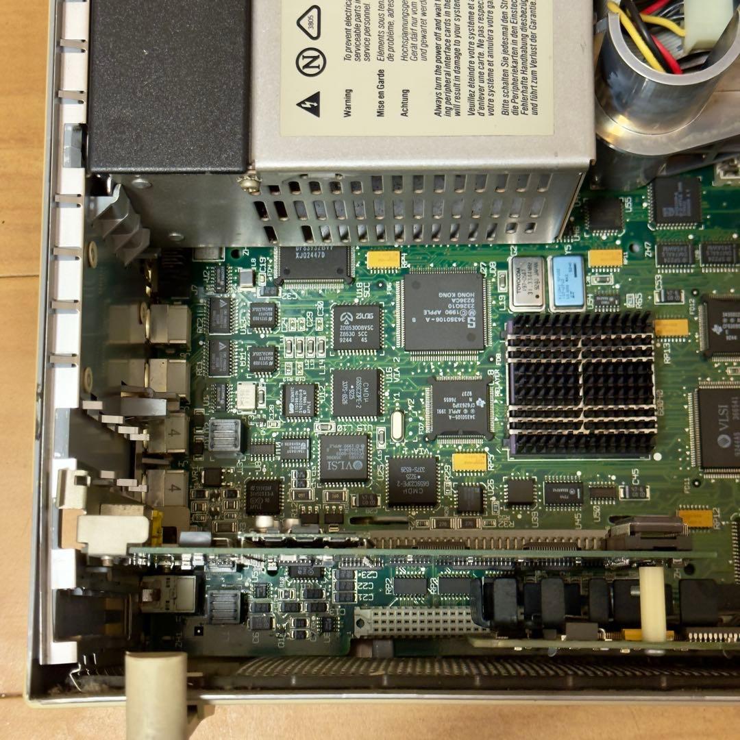 Apple Macintosh Quadra700 ビンテージマック　ジャンク