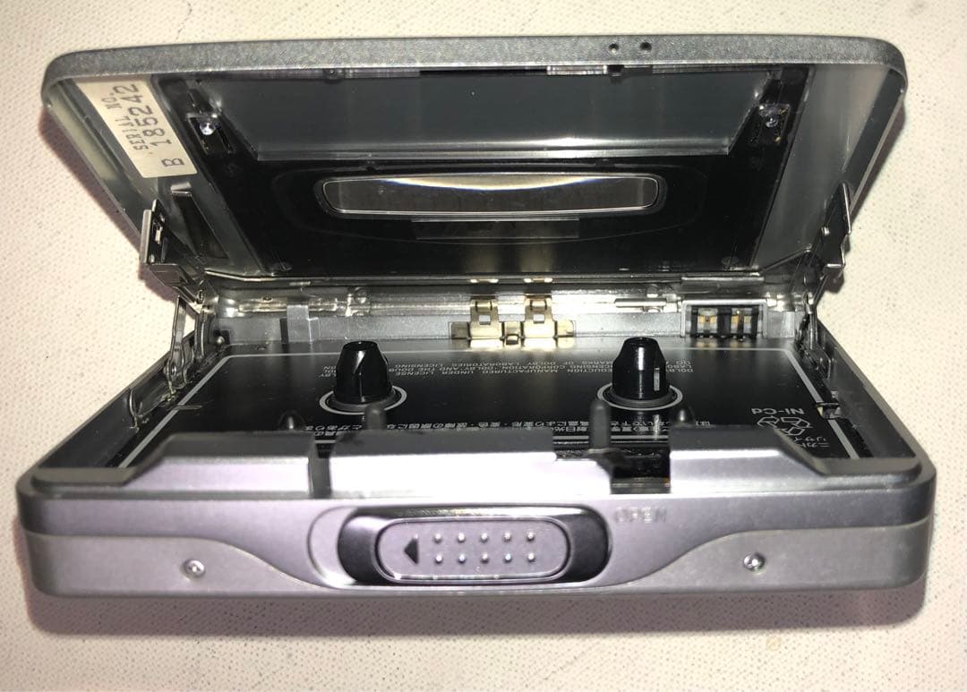 液漏れ復活、普通品WM-EX622 SONYカセットウォークマン可動品Qシルバー