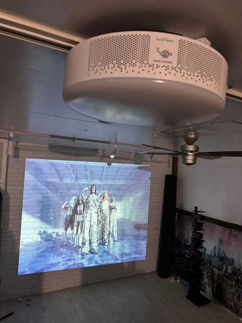 ⭐️【全国送料無料】2020年　アラジン2 プロジェクター　動作確認済　1オーナー