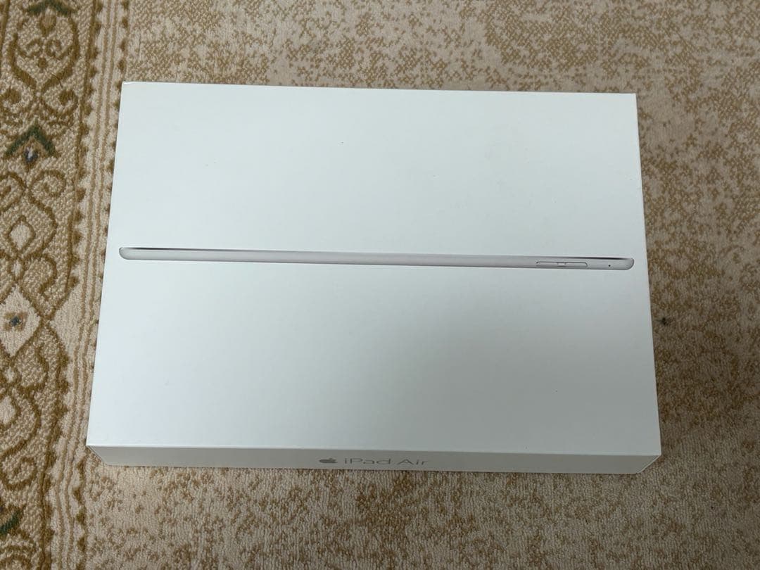 iPad Air2 11インチ (第2世代) 128GB キーボードカバー付き