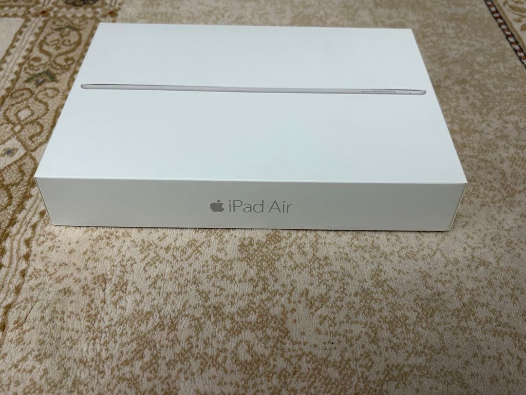 iPad Air2 11インチ (第2世代) 128GB キーボードカバー付き