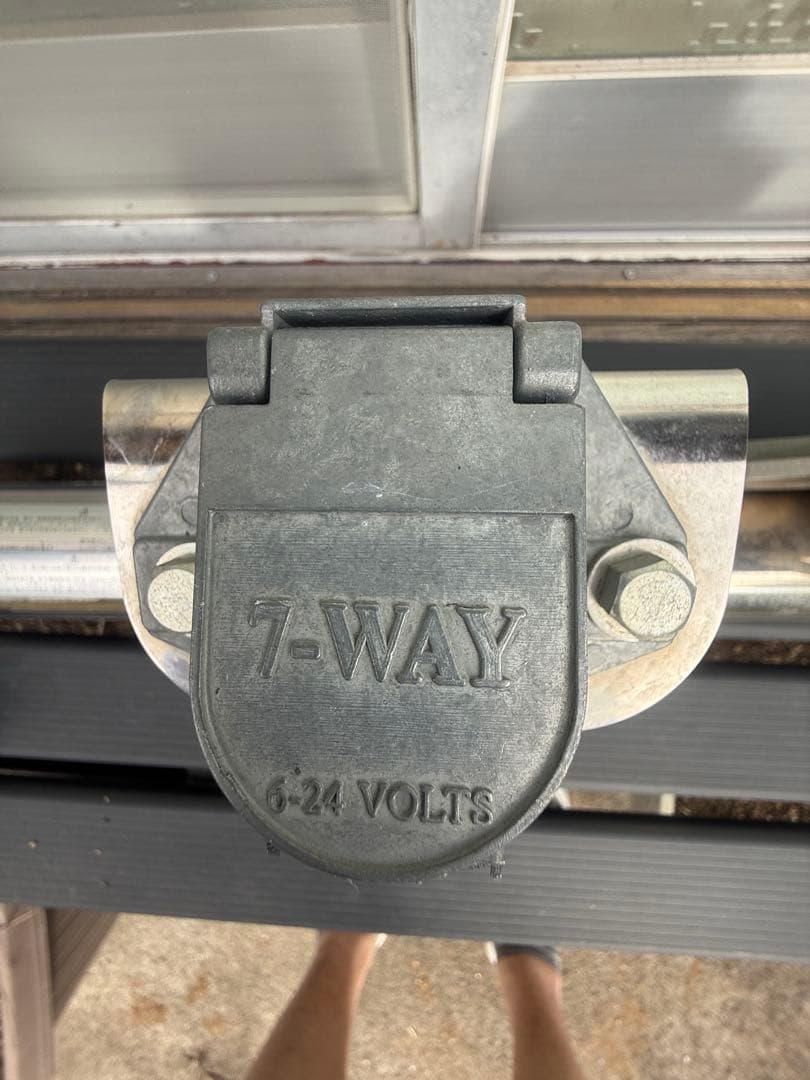 金額交渉大歓迎　30系アルファード　ヴェルファイア用　ヒッチメンバー