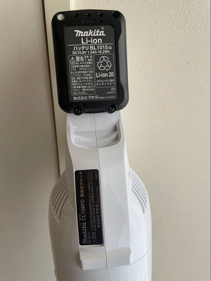 Makita CL108FD スティッククリーナー 本体　充電器付き