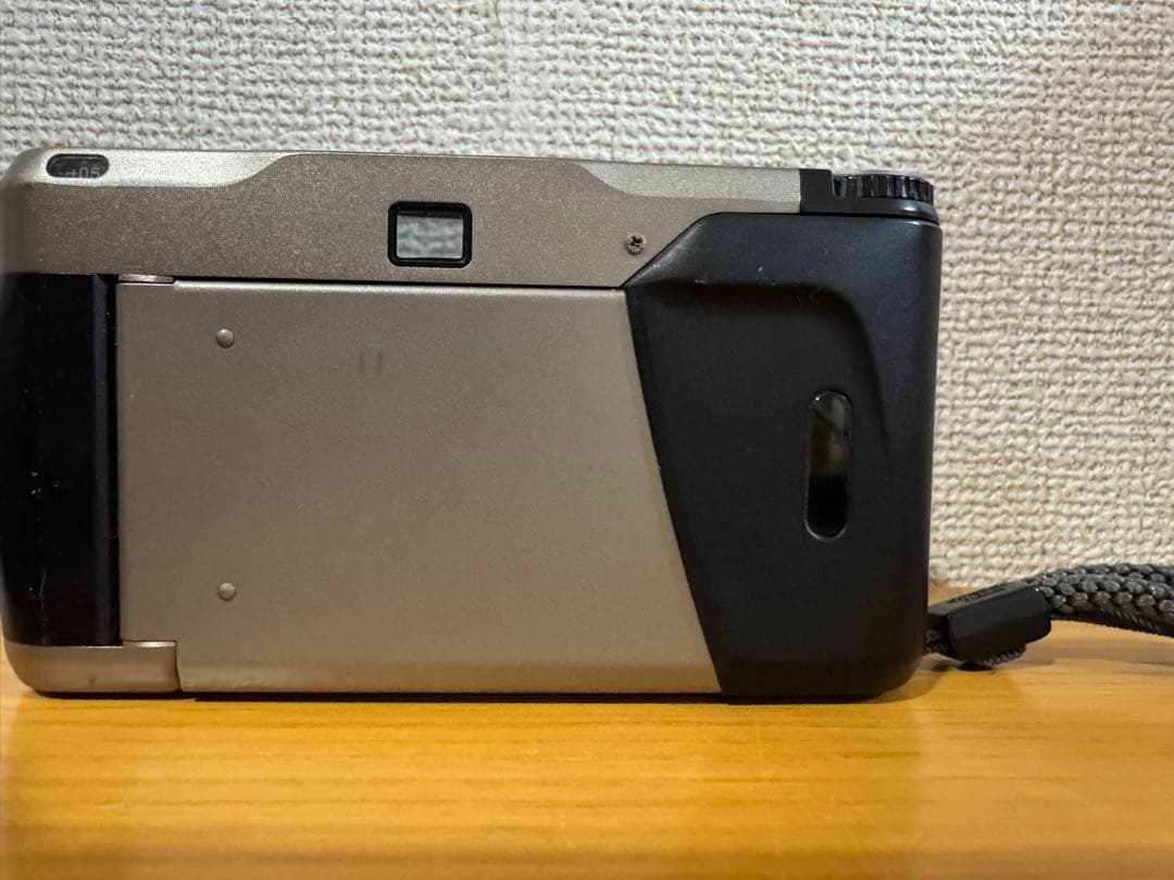 作動品　要修理　CONTAX T2 コンタックス
