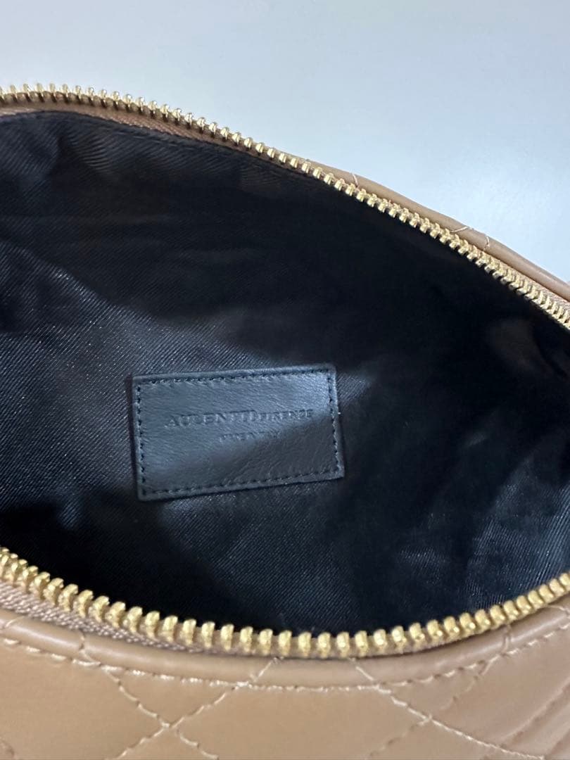 IENA 【AULENTTI/オウレンティ】BODY BAG