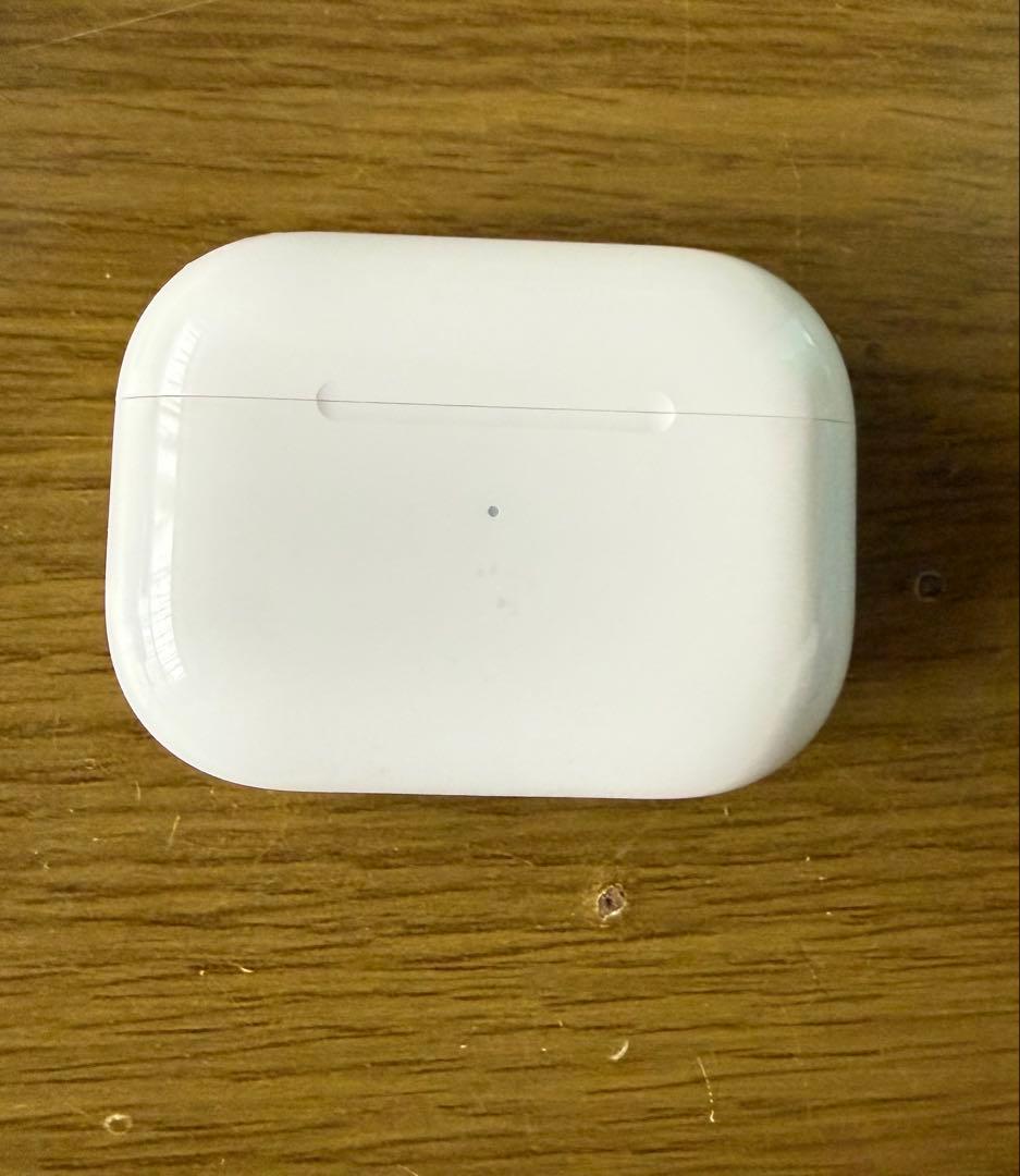 AirPods本体 ワイヤレス充電対応