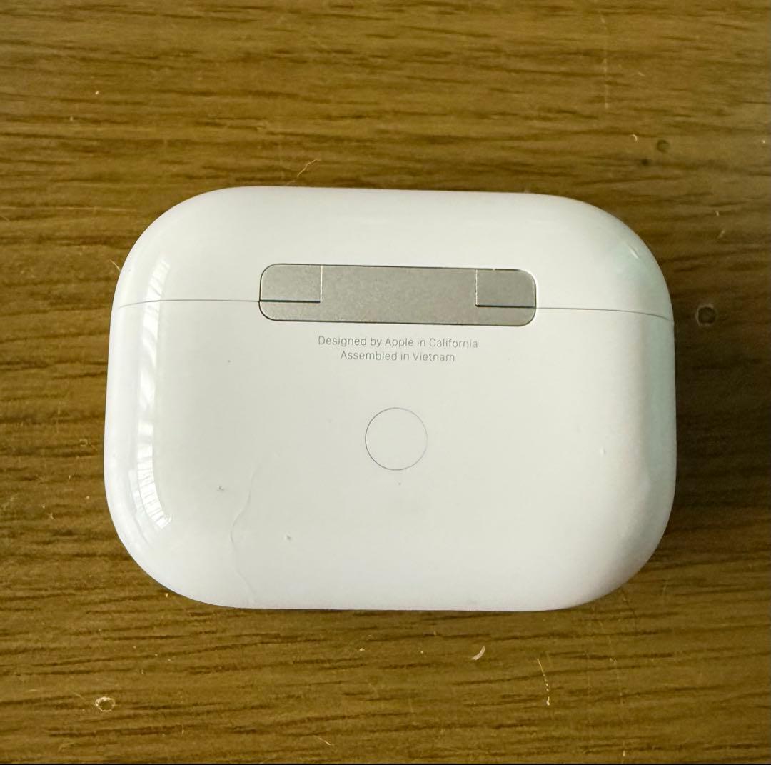 AirPods本体 ワイヤレス充電対応