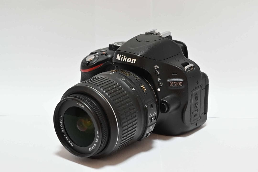 Nikon D5100 AF-S18-55㎜ 3.5-5.6G