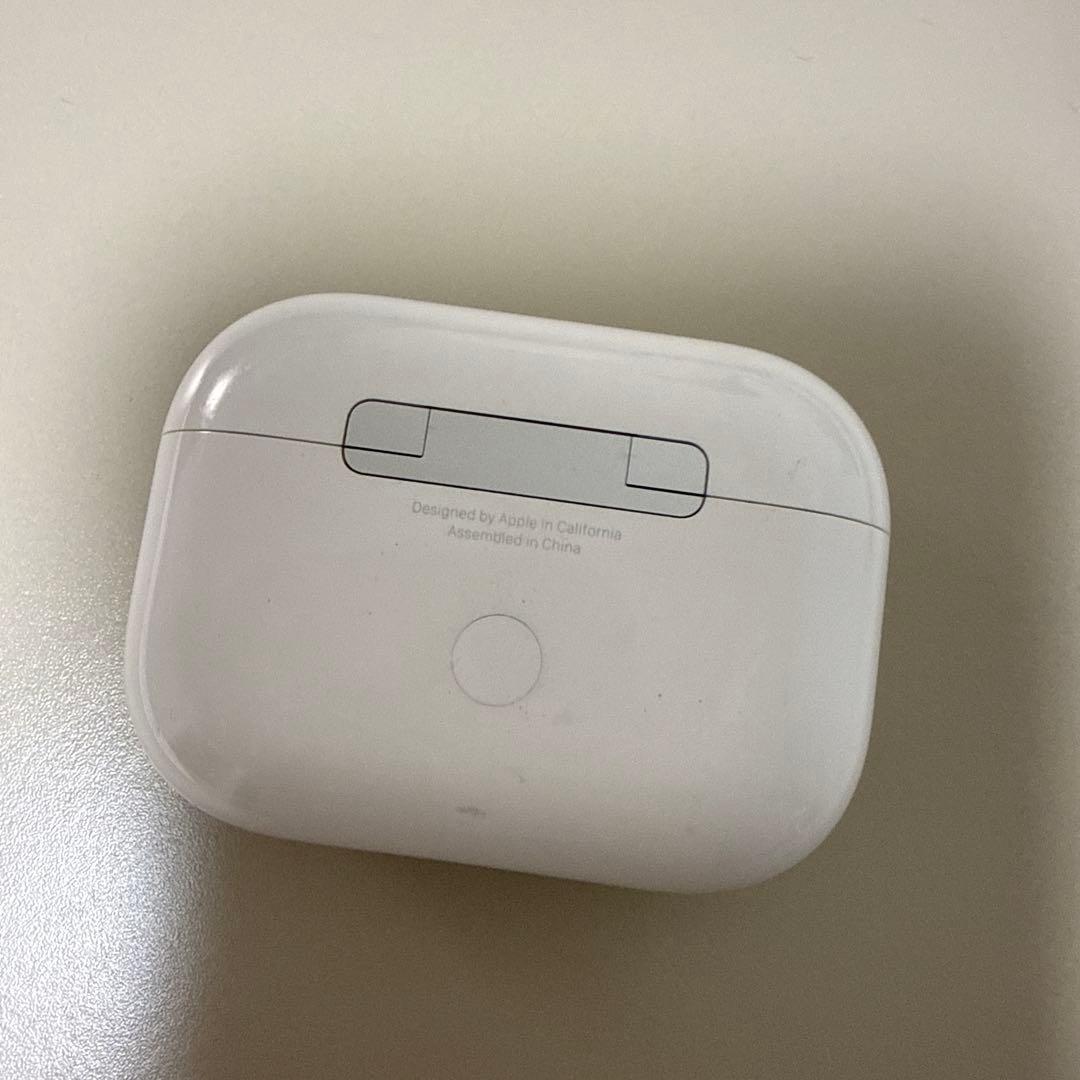 AirPods本体 ホワイト　AirPods pro 第二世代　2