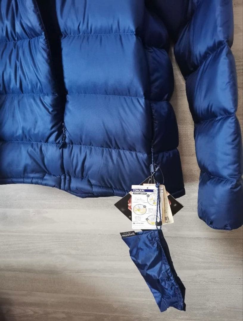 【未使用美品❗️】montbell ライトアルパインパーカ インディゴカラー収納袋