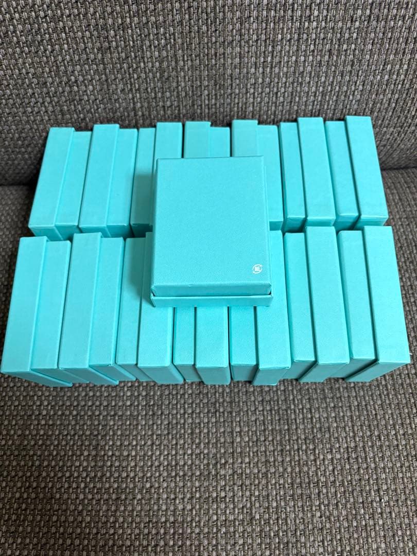 国内旧型　美品ティファニー空箱　巾着15セット