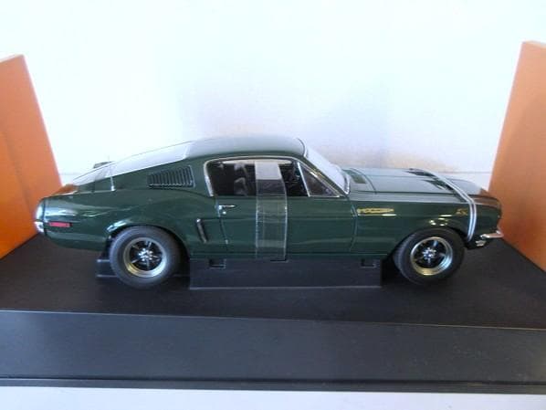 Rioさん専用 AUTOart 1/18 マスタング GT390 BULLITT