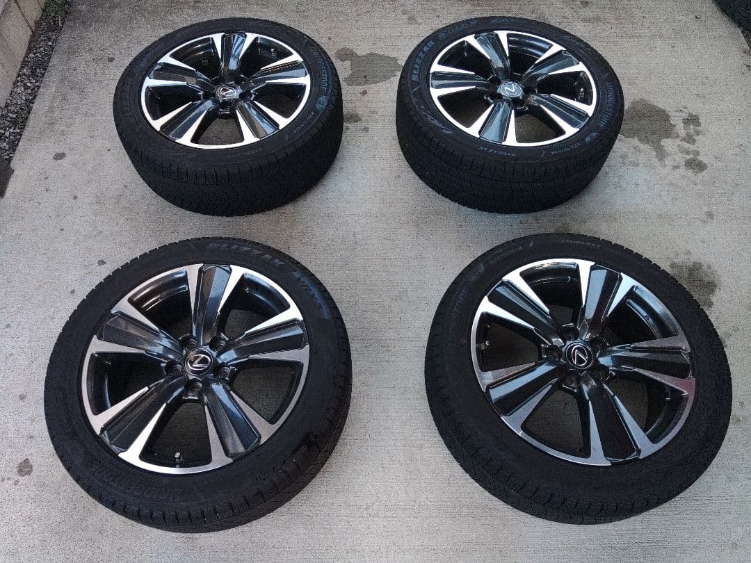 Lexus UX純正18インチ ホイールセットバージョンL ブリジストンVRX3