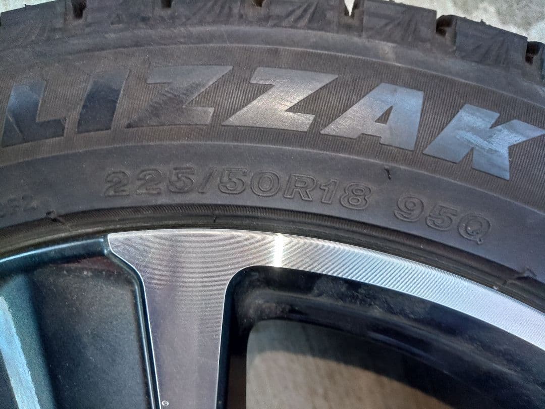 Lexus UX純正18インチ ホイールセットバージョンL ブリジストンVRX3