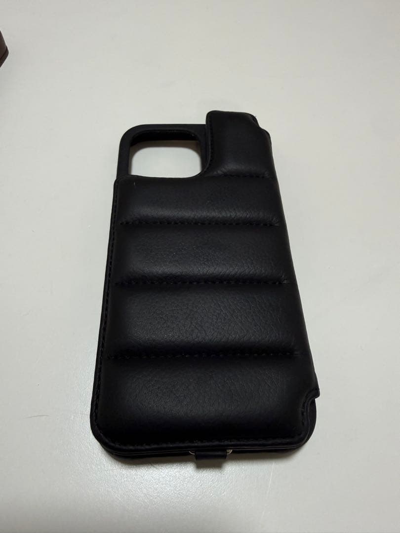 DEMIU iPhone16promaxケース　カードポケット付き