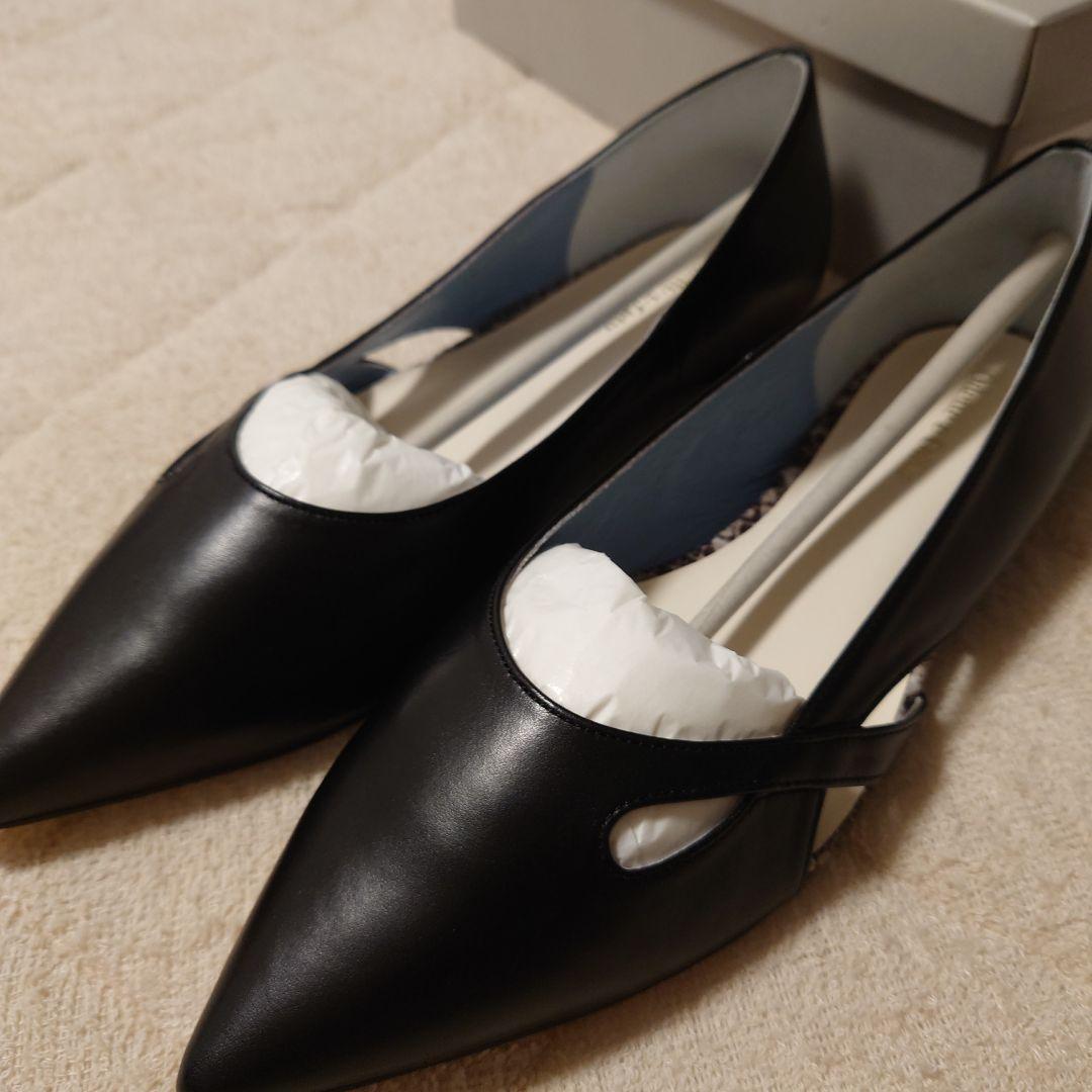 【未使用】オデットエオディール　ブラック ポインテッドトゥ フラットシューズ