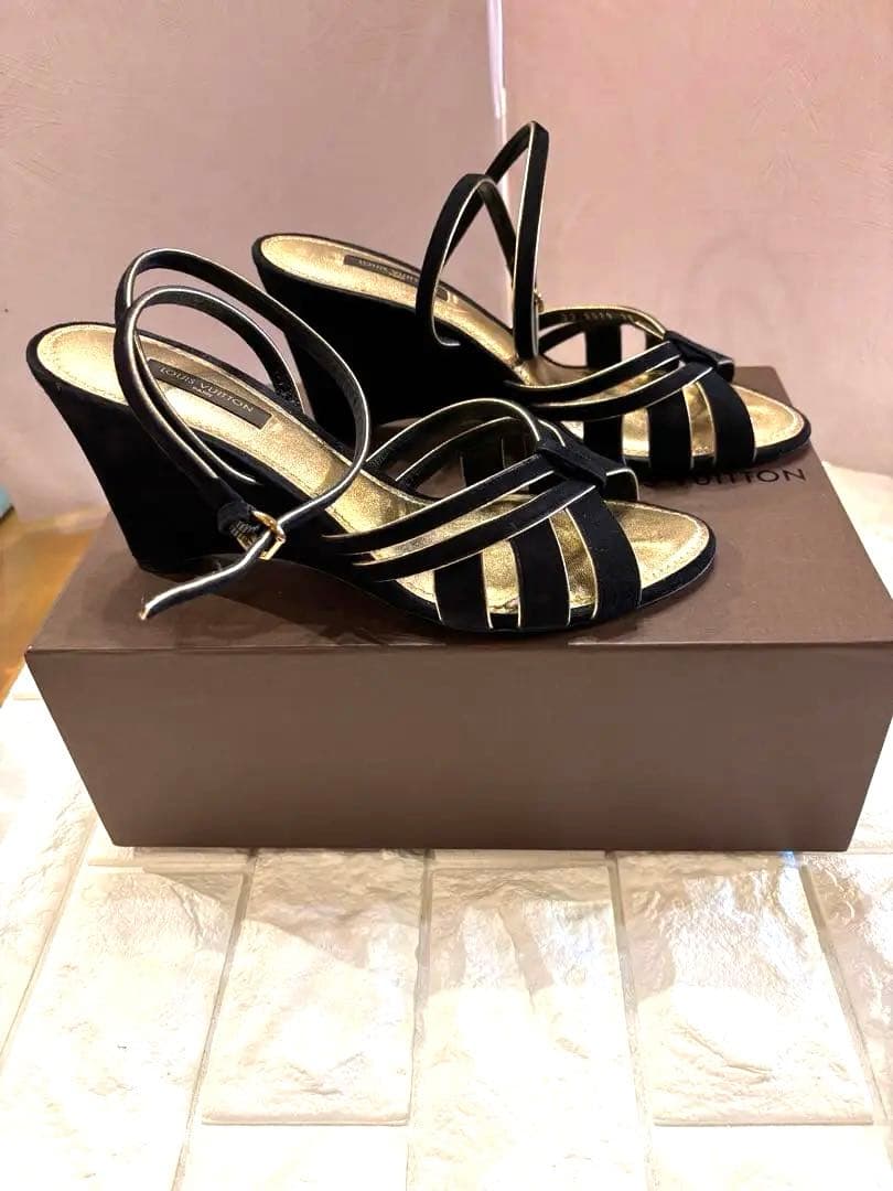 #ルイヴィトンエレガント ブラック スエードストラップヒールサンダル#38