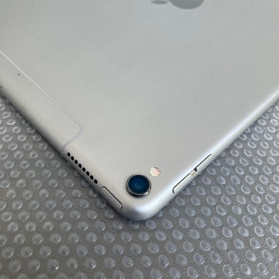 145 電池ほぼ新品☆比較的美品iPadPro64GB10.5インチSIMフリー