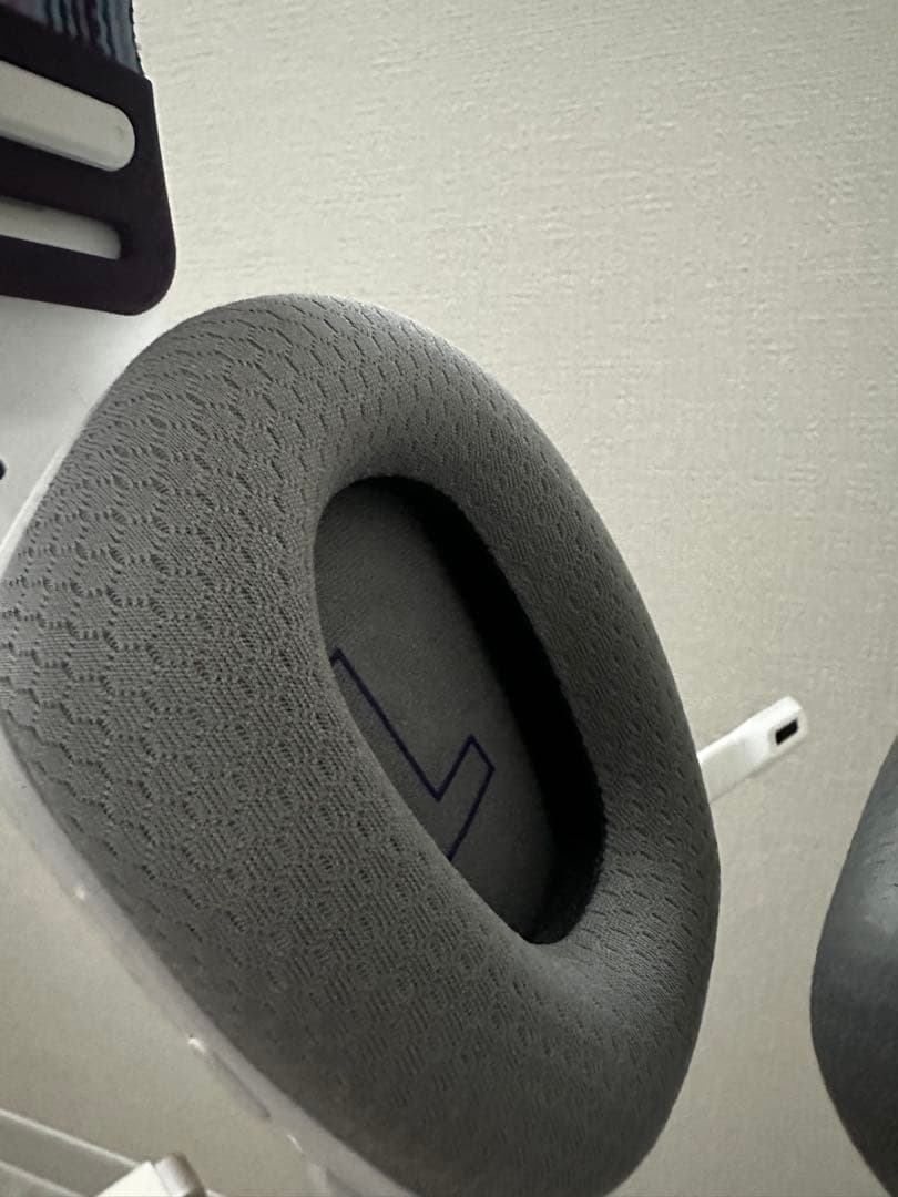 Logitech G733 ワイヤレスゲーミングヘッドセット ホワイト