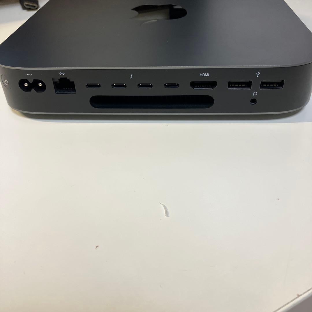 Apple Mac mini 2018 Core i3 本体　付属品