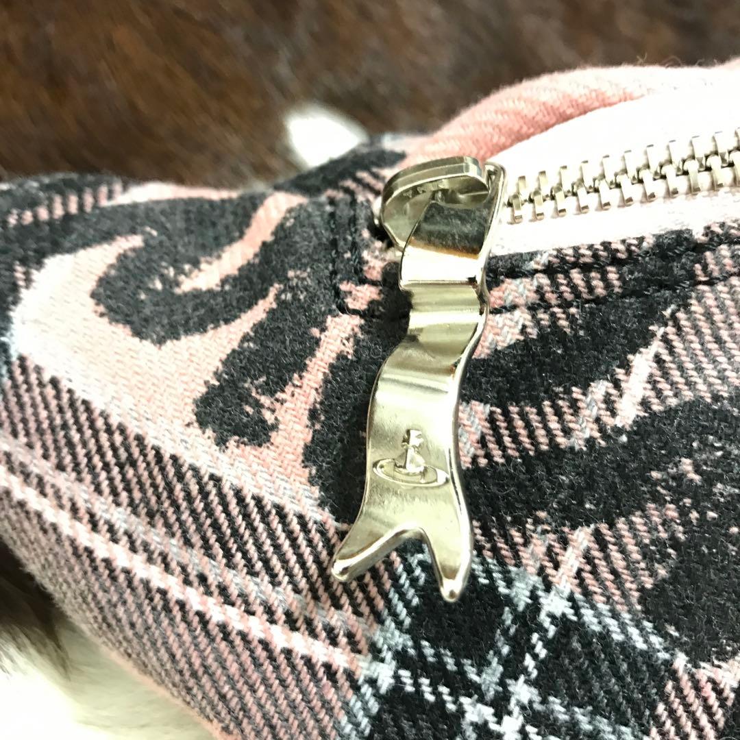 未使用美品！イタリア製 Vivienne Westwood ウエストポーチピンク